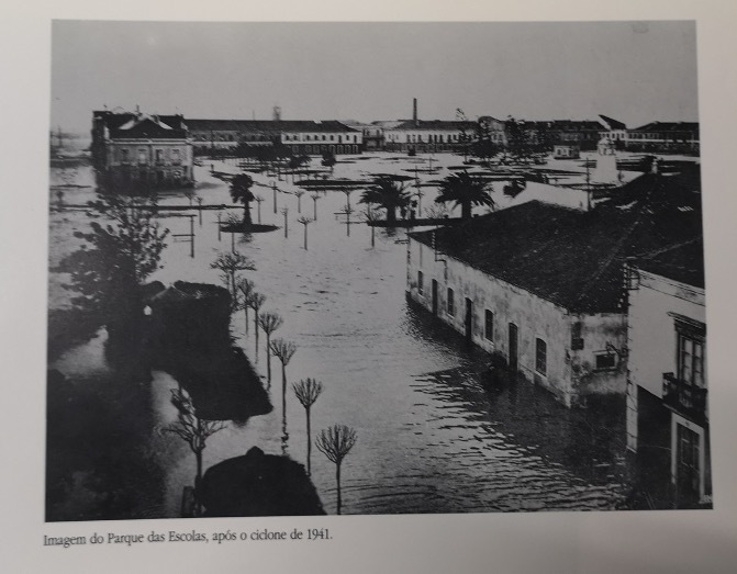 Flooding in the centre of Setúbal in 1941